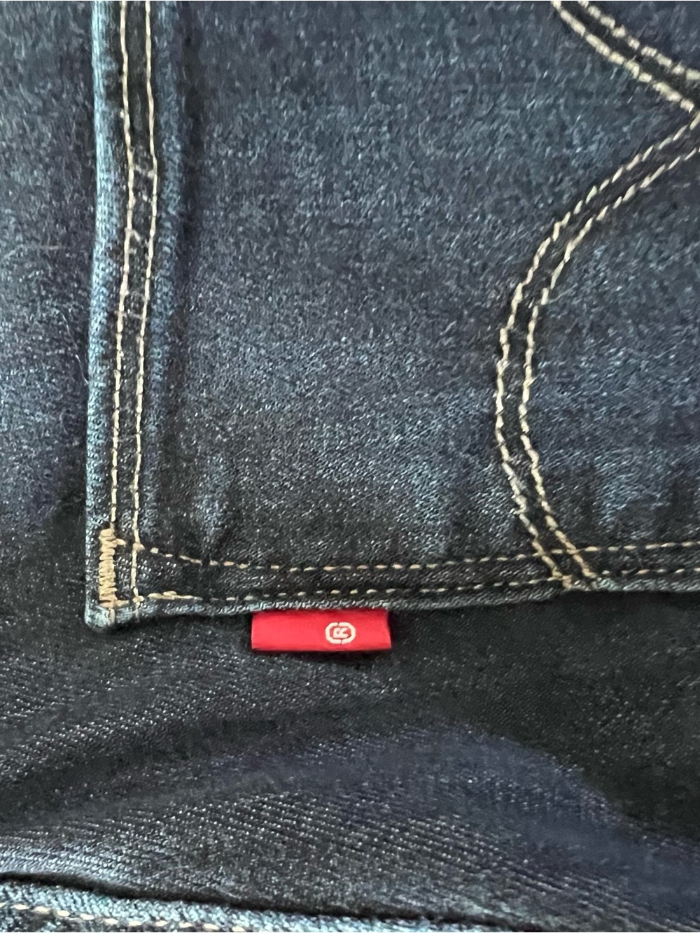 Levi's Dark Indigo Slimming Skinny Jeans - Picture 7 of 11